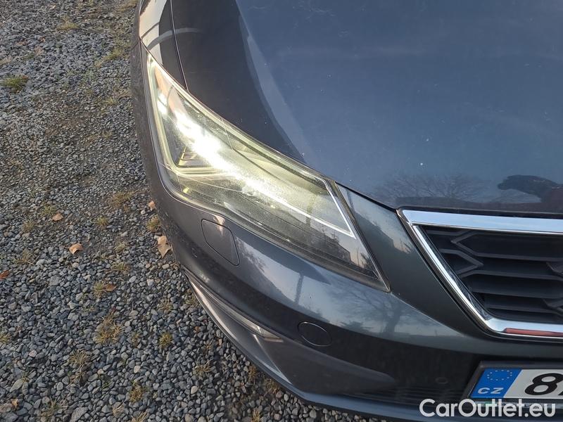  Seat  Leon Seat  Sportstourer (KL8) (2020)  ST 1.5TSI 150 FR 5d #24