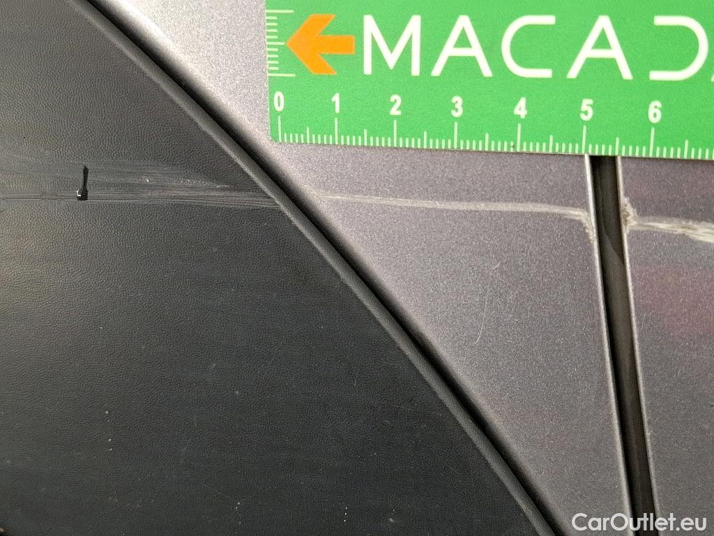  Citroen  C4 Cactus  Feel Business 1.2 PureTech 110CV BVA6 E6dT #2