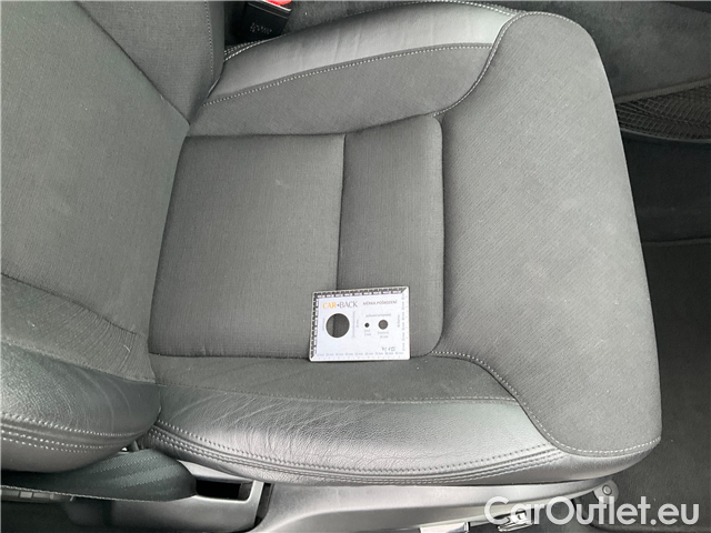  Volvo  V60  D3 Momentum Pro AWD AT #6