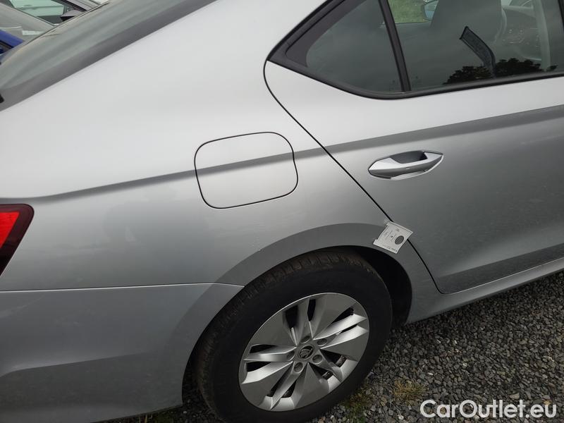  Skoda  Octavia  Lim. (NX3)(2020)  2.0TDI 85 Ambition 5d #22