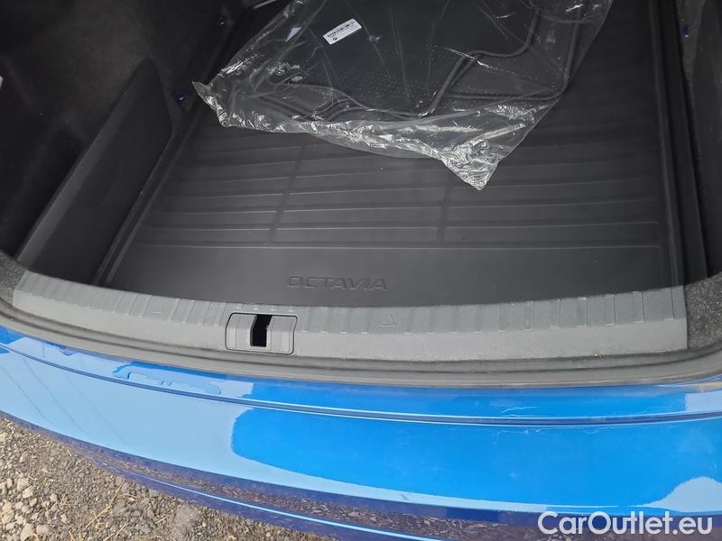  Skoda  Octavia  Lim. (NX3)(2020)  2.0TDI 85 Style 5d #11