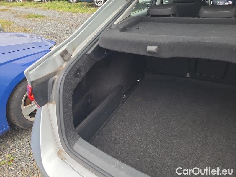  Skoda  Octavia  Lim. (NX3)(2020)  2.0TDI 85 Ambition 5d #18