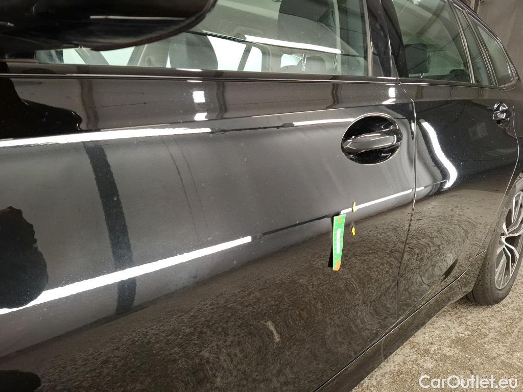  Bmw  Serie 3 BMW Série 3 Touring / 2022 / 5P / Break 318i 156ch Business Design BVA8 #9