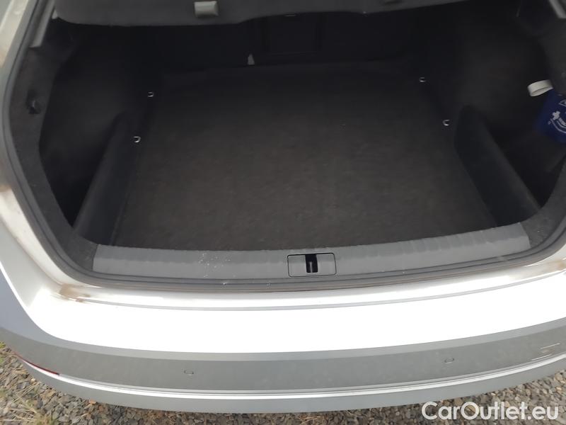  Skoda  Octavia  Lim. (NX3)(2020)  2.0TDI 85 Ambition 5d #16