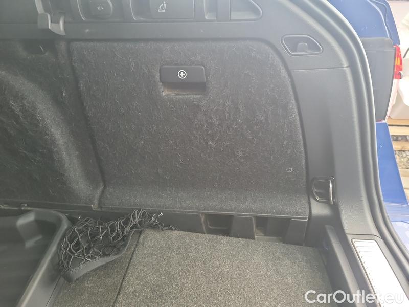  Skoda  Superb  Combi (3V5)(2015) Sup.C.FL2.0TDI 110 L&K AT #11