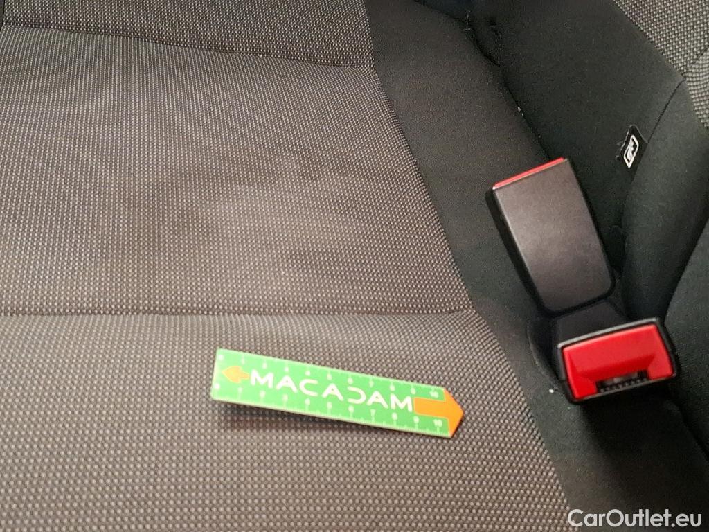  Citroen  C4 Cactus  Feel Business 1.2 PureTech 110CV BVA6 E6dT #34