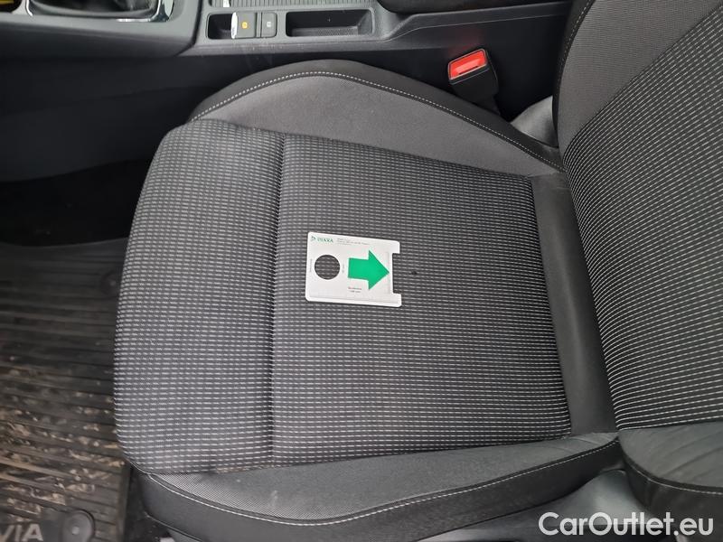  Skoda  Octavia  Combi (NX3)(2020) Oct.Combi 2.0TDI 85 Ambition #7