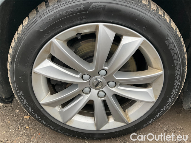  Volvo  V60  D3 Momentum Pro AWD AT #19