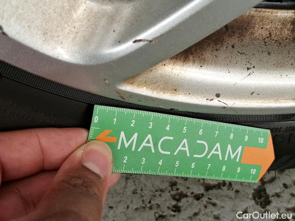  Citroen  C4 Cactus  Feel Business 1.2 PureTech 110CV BVA6 E6dT #40