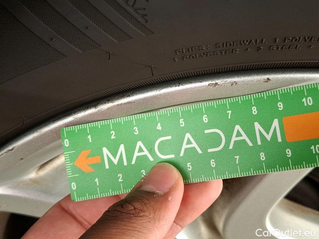  Citroen  C4 Cactus  Feel Business 1.2 PureTech 110CV BVA6 E6dT #17