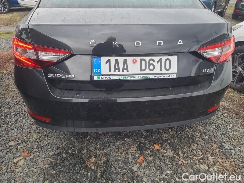  Skoda  Superb  (3V3)(2015) Supe.2.0TDI 147 Style 4x4 Aut #6