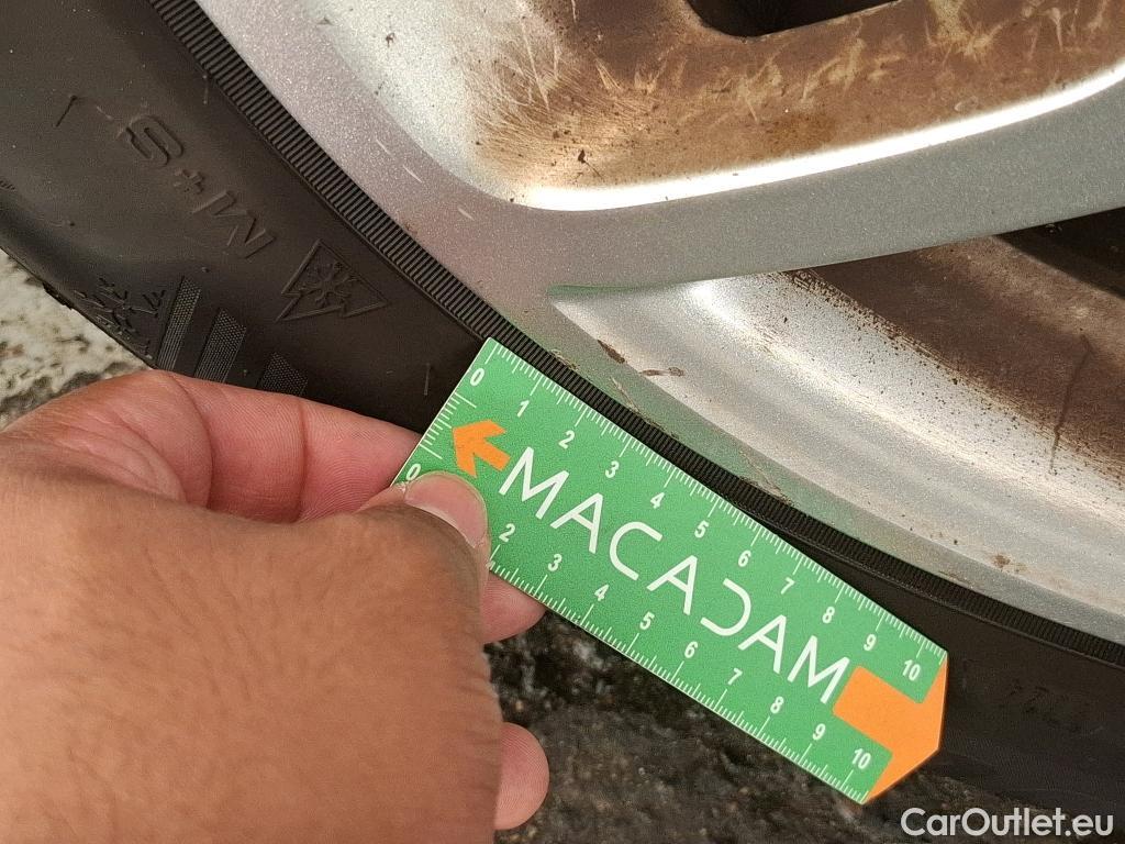  Citroen  C4 Cactus  Feel Business 1.2 PureTech 110CV BVA6 E6dT #45