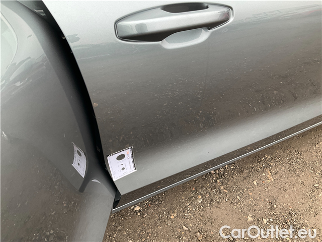  Volvo  V60  D3 Momentum Pro AWD AT #1