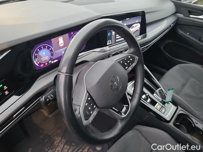  Volkswagen  Golf  VIII Variant (CG5) 2020 Var.1.5TSI 110 Style AT #9
