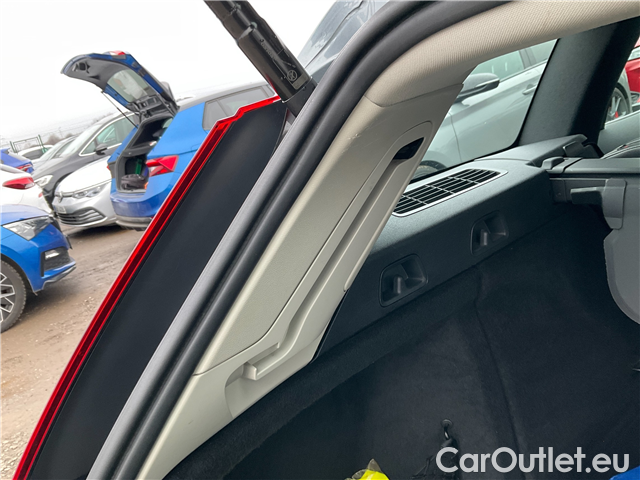  Volvo  V60  D3 Momentum Pro AWD AT #10