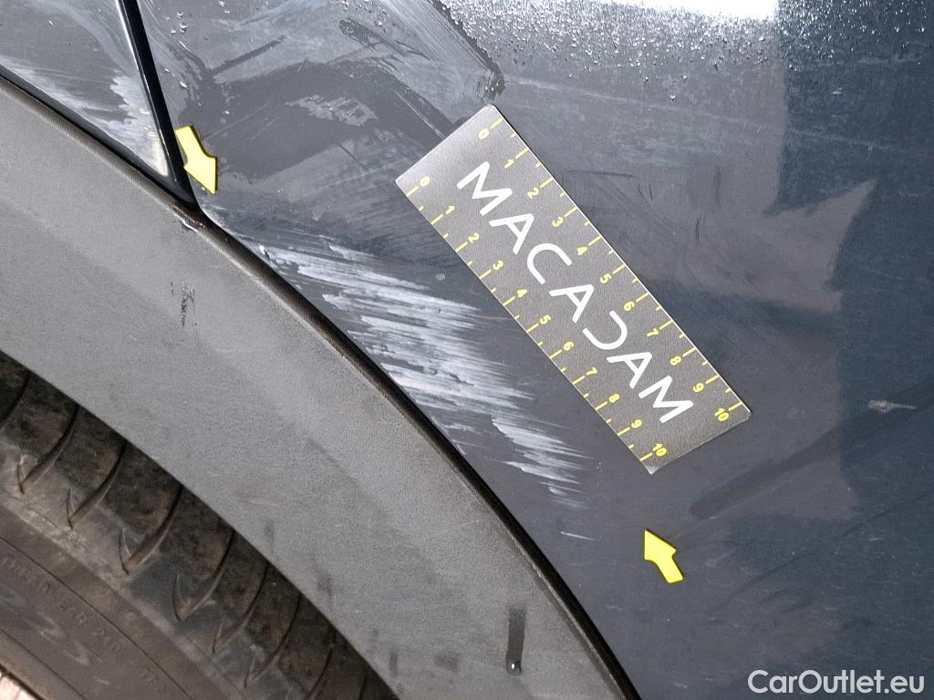  Peugeot  3008 PEUGEOT  / 2016 / 5P / SUV Puretech 180 S&S EAT8 GT LINE #11