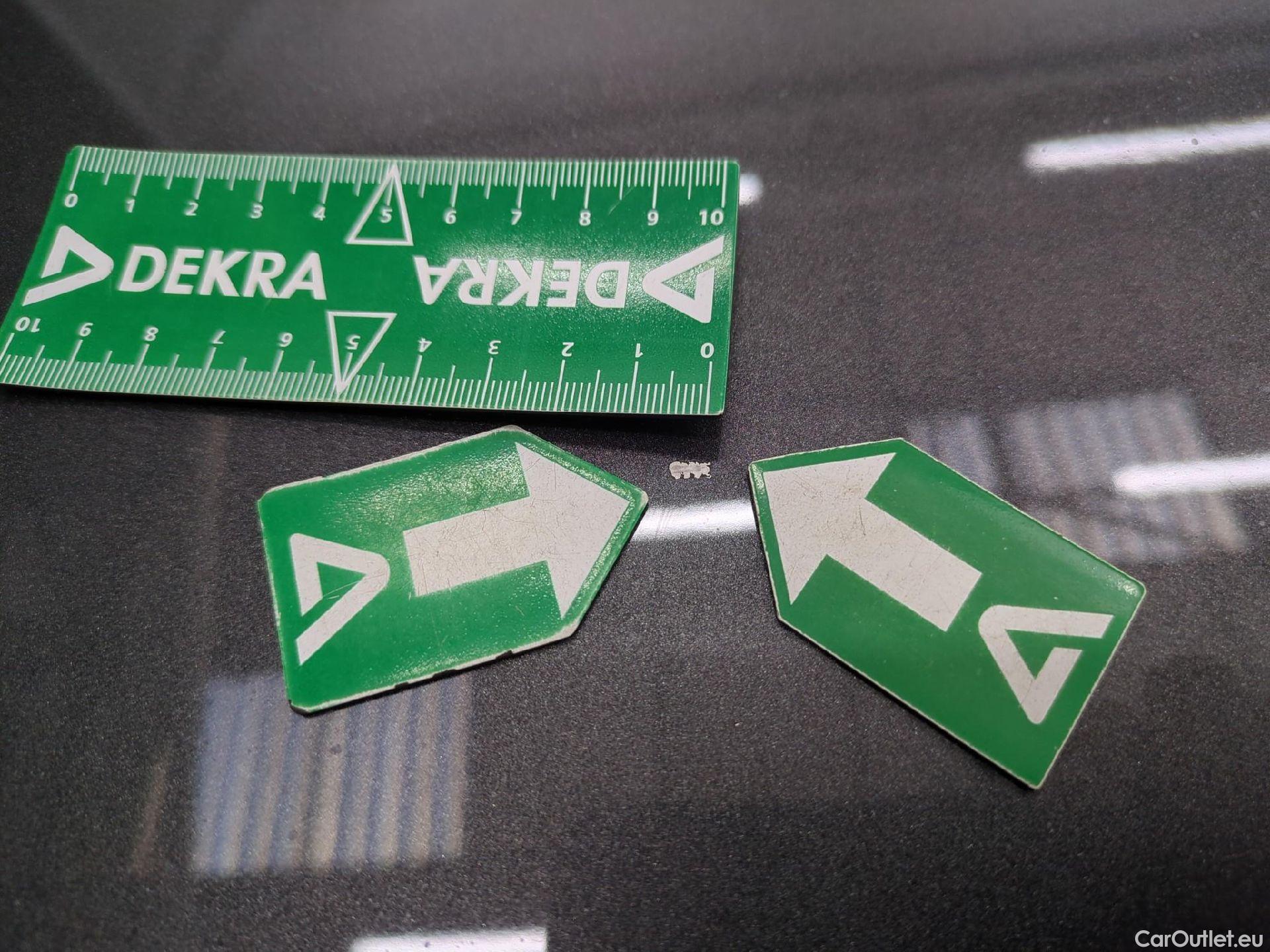  Ford  Kuga FORD  / 2019 / 5P / SUV 2.5 Dur 225 hybrid PHEV Pshift Titanium #24