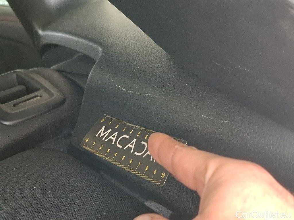  Mercedes  GLA MERCEDES-BENZ  / 2020 / 5P / SUV 1.3  250 e AMG LINE DCT #13