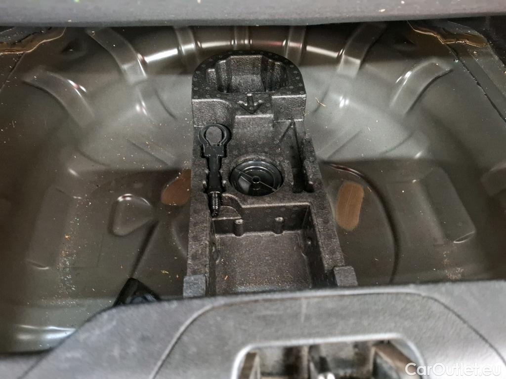  Ford  Focus FORD  / 2018 / 5P / Berline 5P-1.0 EcoBoost 125ch mHEV Active Busin. #11