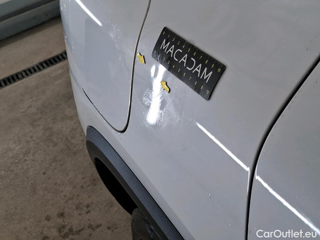  Mercedes  GLA MERCEDES-BENZ  / 2020 / 5P / SUV 1.3  250 e AMG LINE DCT #2