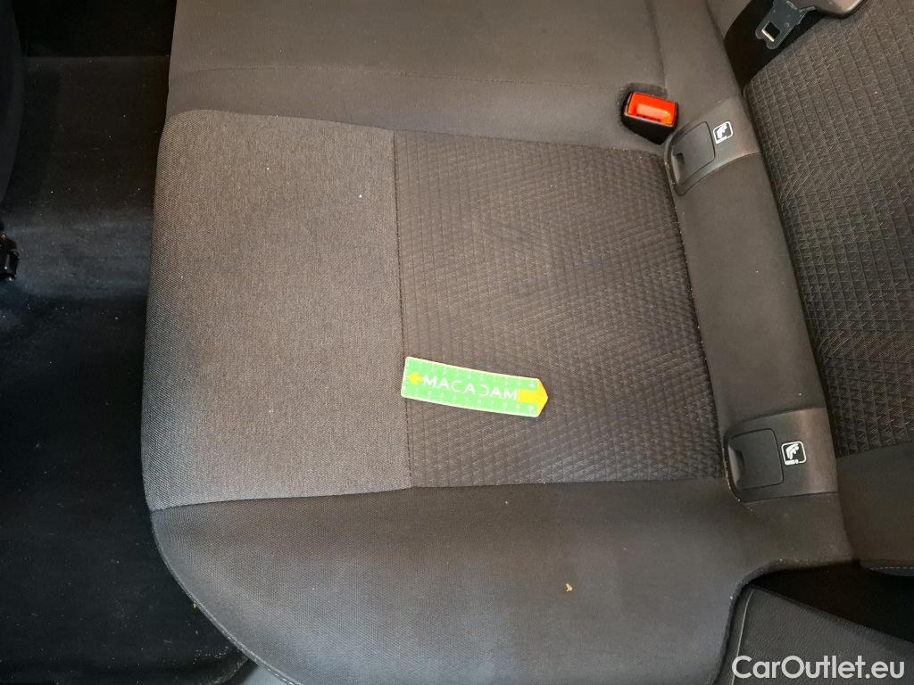  Nissan  Qashqai NISSAN  / 2021 / 5P / Crossover 1.3 MHEV 158ch Xtronic N-Style(SP) #3