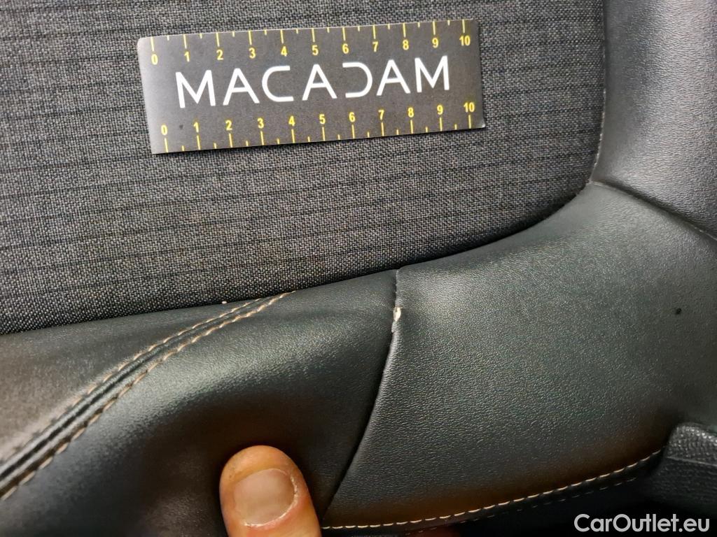  Peugeot  3008 PEUGEOT  / 2016 / 5P / SUV Puretech 180 S&S EAT8 GT LINE #19