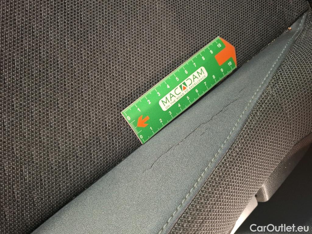  Peugeot  2008  Allure Business 1.5 HDi 130CV BVA8 E6d #8