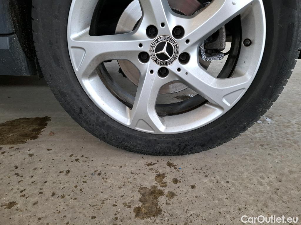  Mercedes  GLA MERCEDES-BENZ Classe  5p SUV  180 d Business Executive Edit BVA7 #18