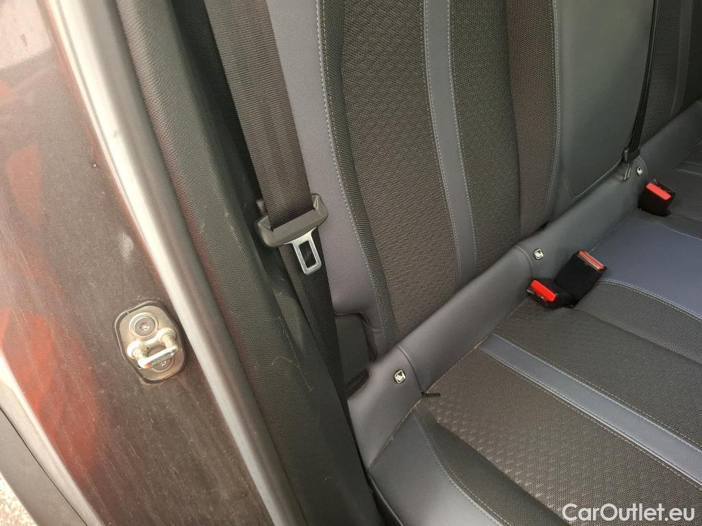  Peugeot  2008  Allure Business 1.5 HDi 130CV BVA8 E6d #14