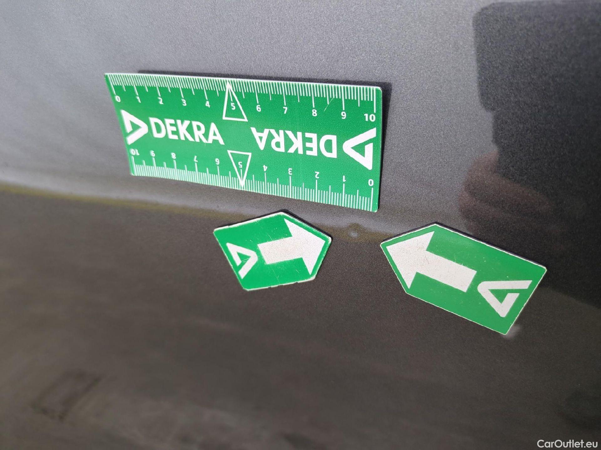  Ford  Kuga FORD  / 2019 / 5P / SUV 2.5 Dur 225 hybrid PHEV Pshift Titanium #16