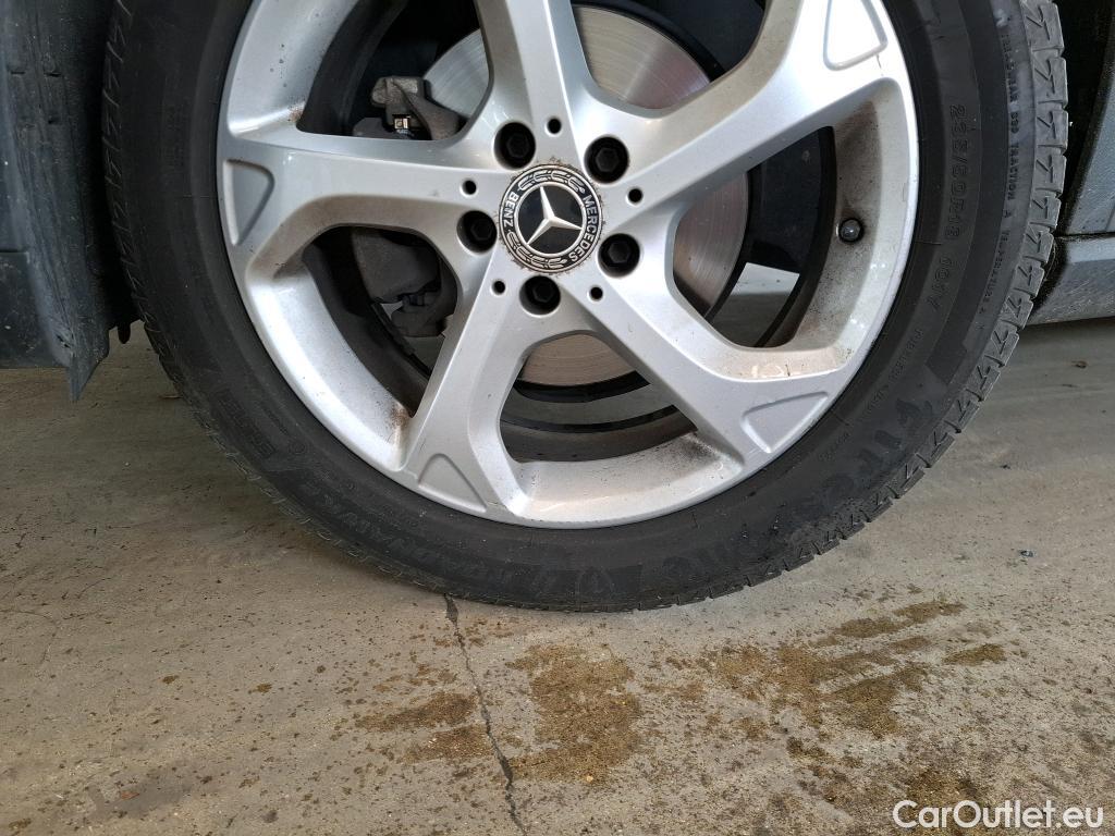  Mercedes  GLA MERCEDES-BENZ Classe  5p SUV  180 d Business Executive Edit BVA7 #20