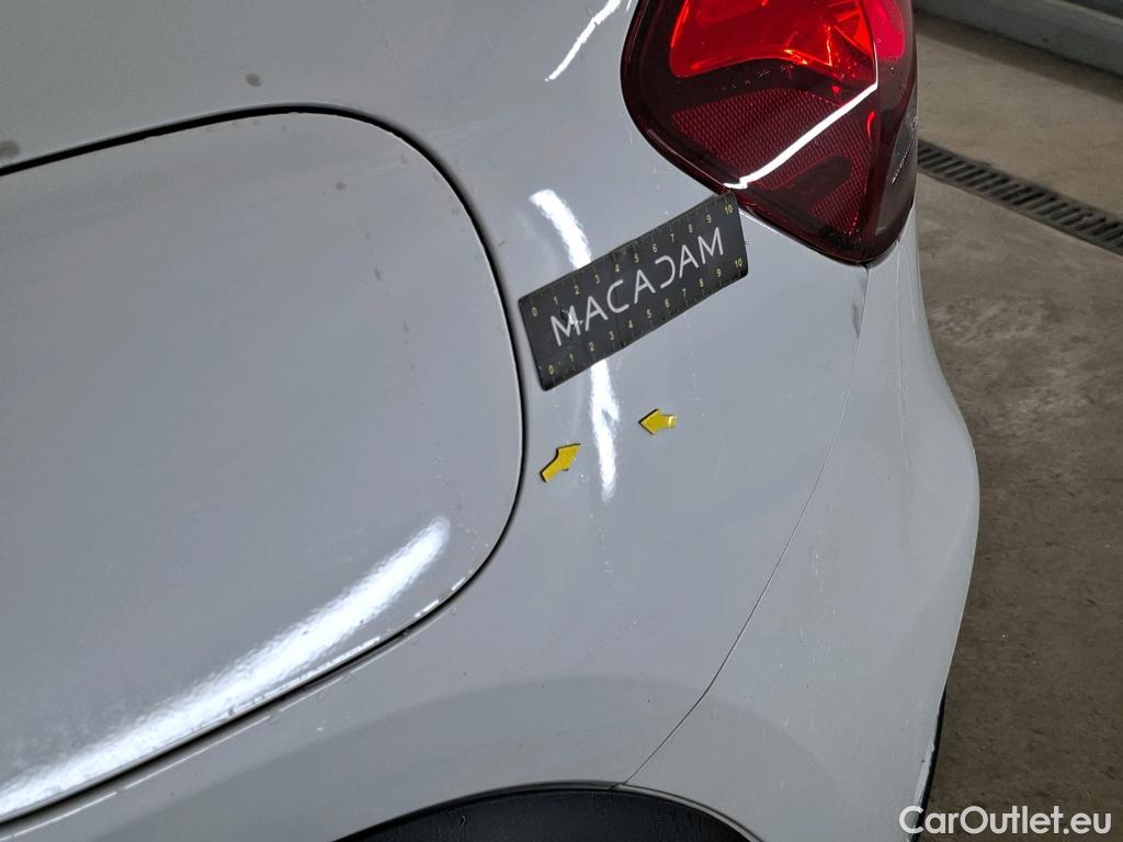  Mercedes  GLA MERCEDES-BENZ  / 2020 / 5P / SUV 1.3  250 e AMG LINE DCT #11