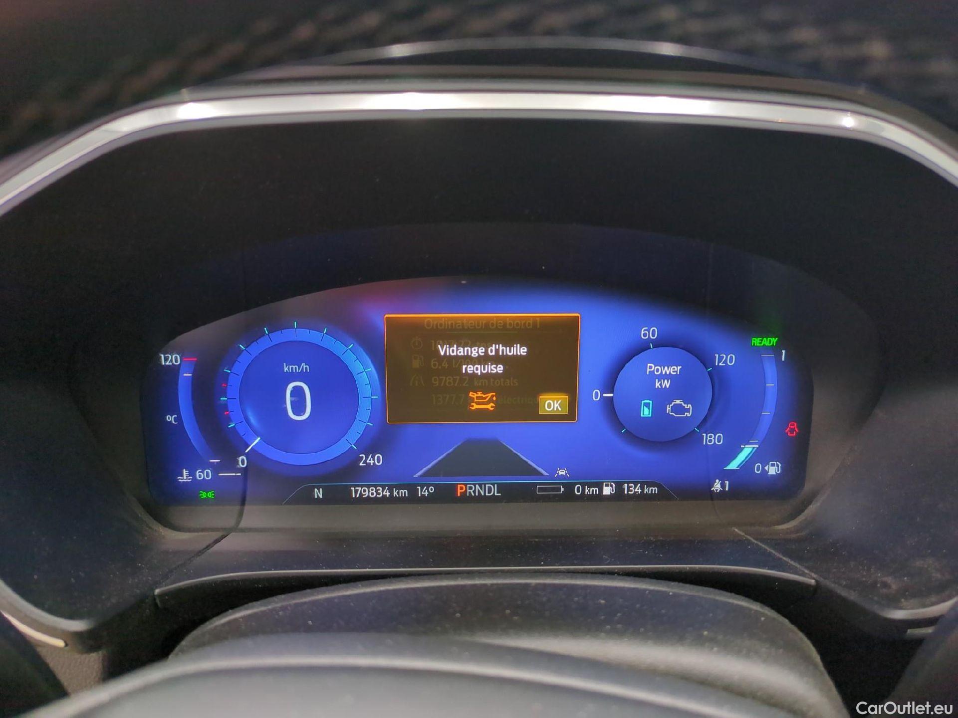  Ford  Kuga FORD  / 2019 / 5P / SUV 2.5 Dur 225 hybrid PHEV Pshift Titanium #1