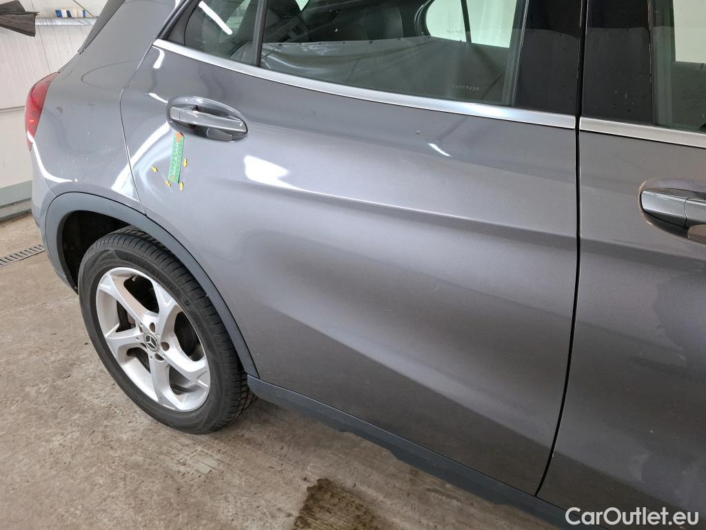  Mercedes  GLA MERCEDES-BENZ Classe  5p SUV  180 d Business Executive Edit BVA7 #1