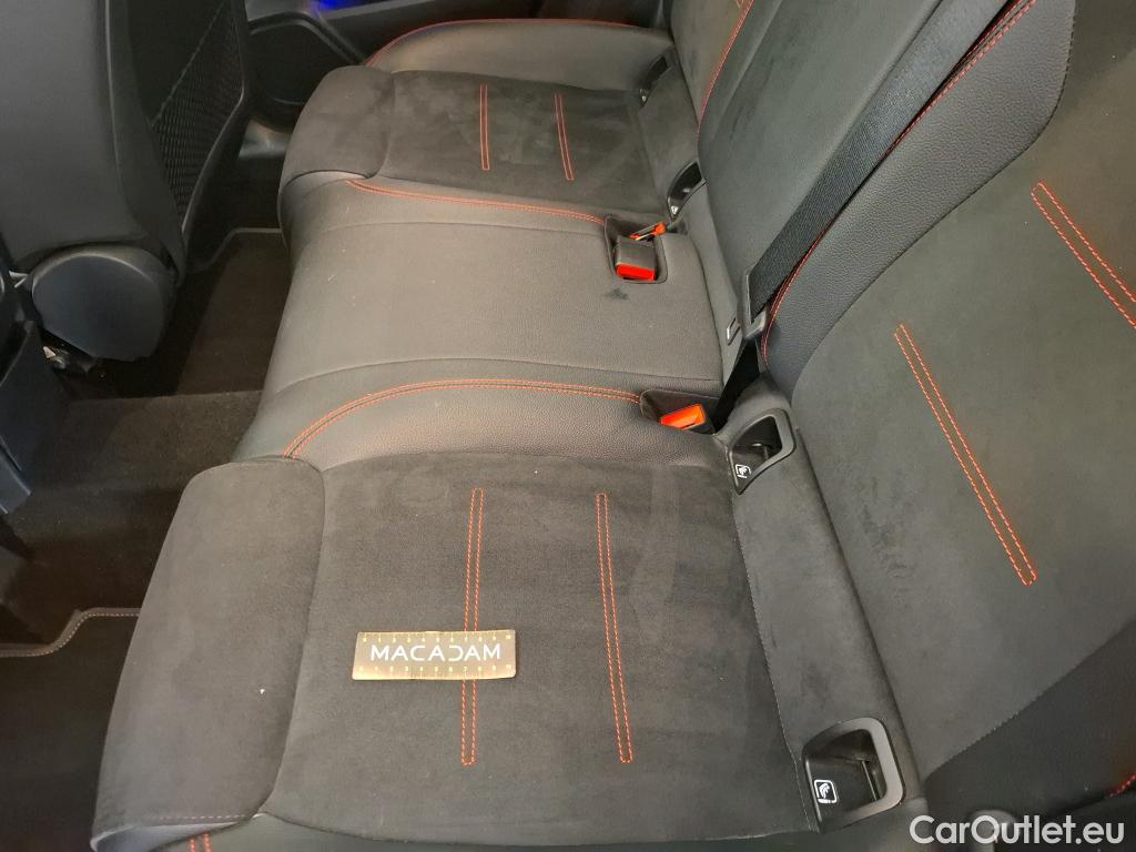  Mercedes  GLA MERCEDES-BENZ  / 2020 / 5P / SUV 1.3  250 e AMG LINE DCT #6