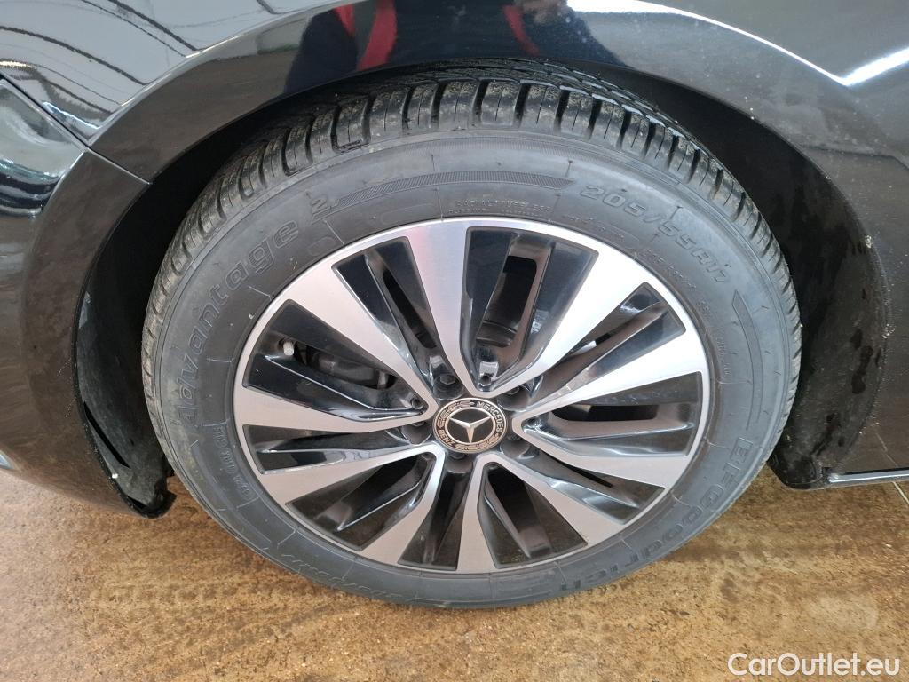  Mercedes  A-Klasse MERCEDES-BENZ Classe A Compact / 2018 / 5P / Berline A 180 Business Line 7G-DCT #18