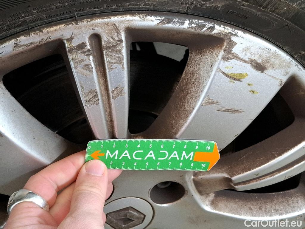  Renault  Captur  Business 1.5 dCi 90CV BVA6 E6 #31