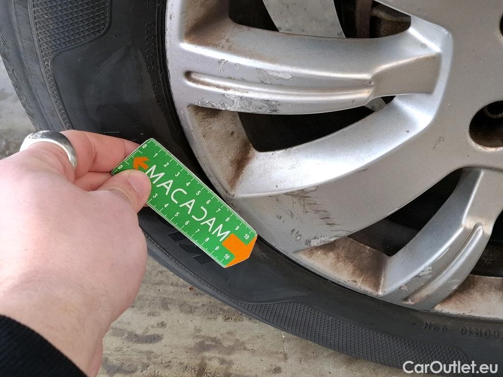  Renault  Captur  Business 1.5 dCi 90CV BVA6 E6 #42