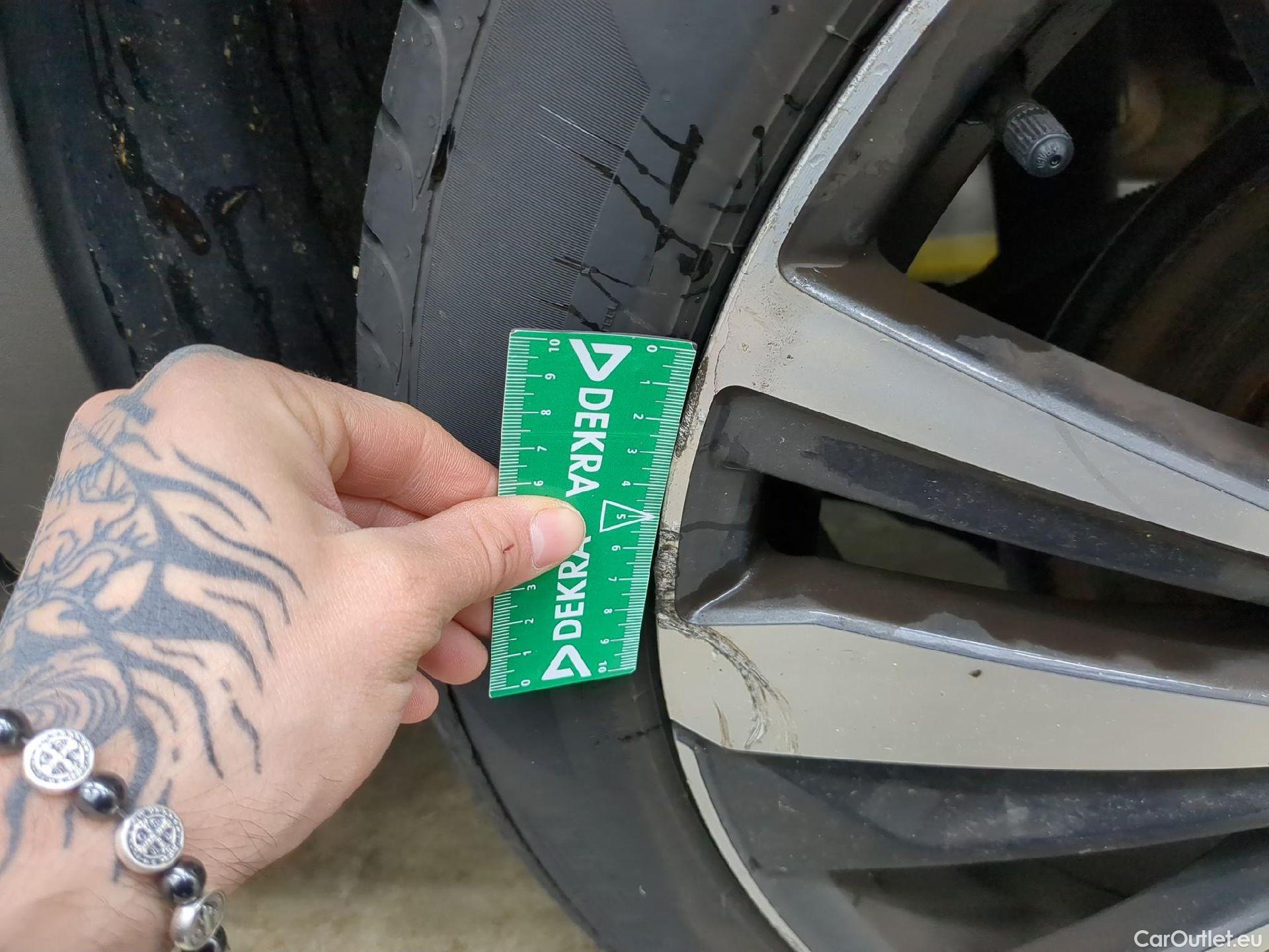  Peugeot  5008  GT 2.0 HDi 180CV BVA8 E6d #10