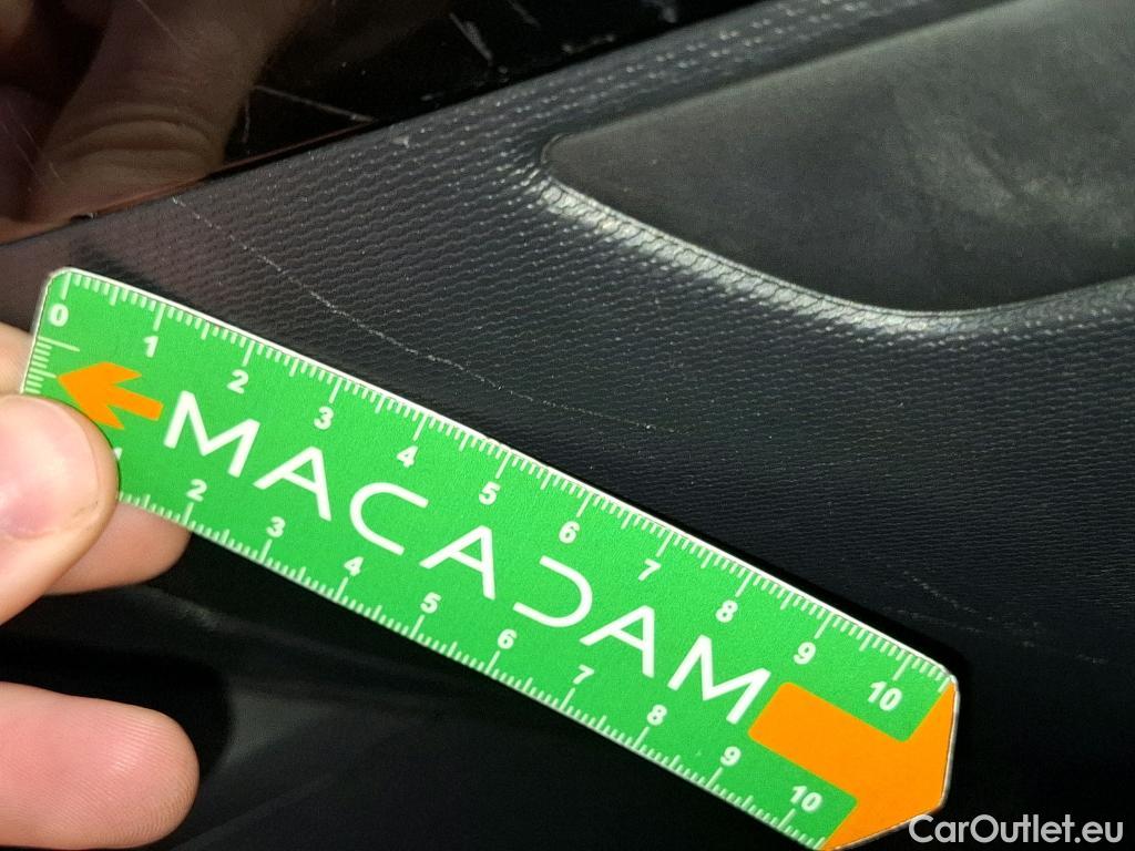  Renault  Captur  Business 1.5 dCi 90CV BVA6 E6 #51