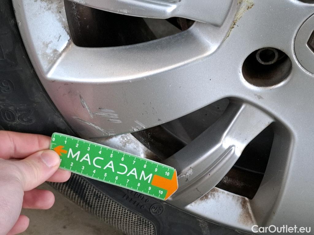  Renault  Captur  Business 1.5 dCi 90CV BVA6 E6 #39