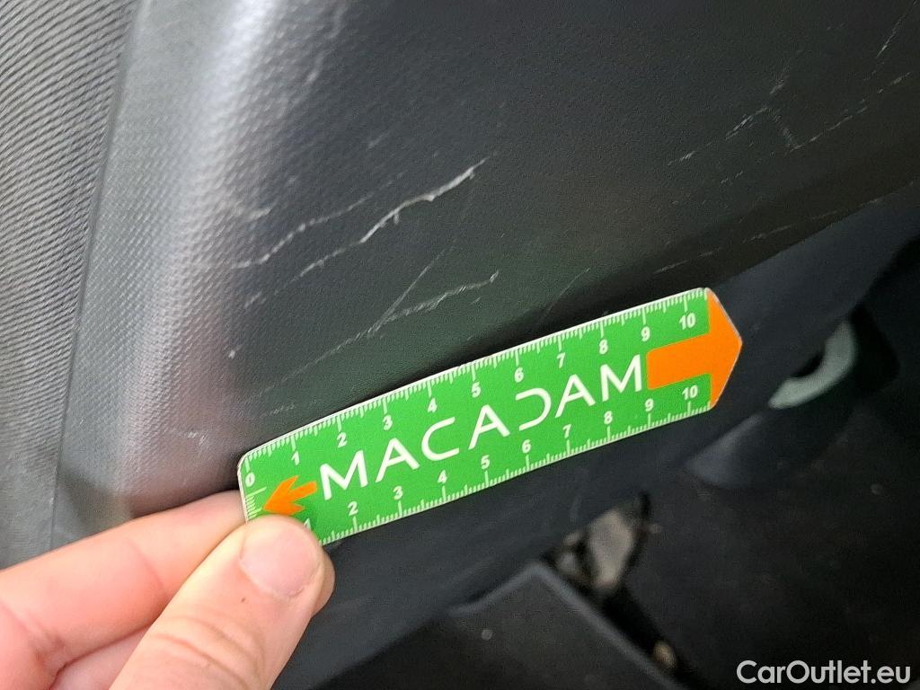  Renault  Captur  Business 1.5 dCi 90CV BVA6 E6 #56