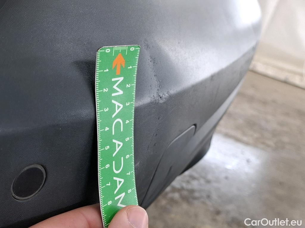  Renault  Captur  Business 1.5 dCi 90CV BVA6 E6 #24