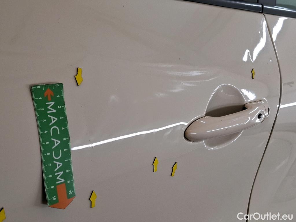  Renault  Captur  Business 1.5 dCi 90CV BVA6 E6 #13