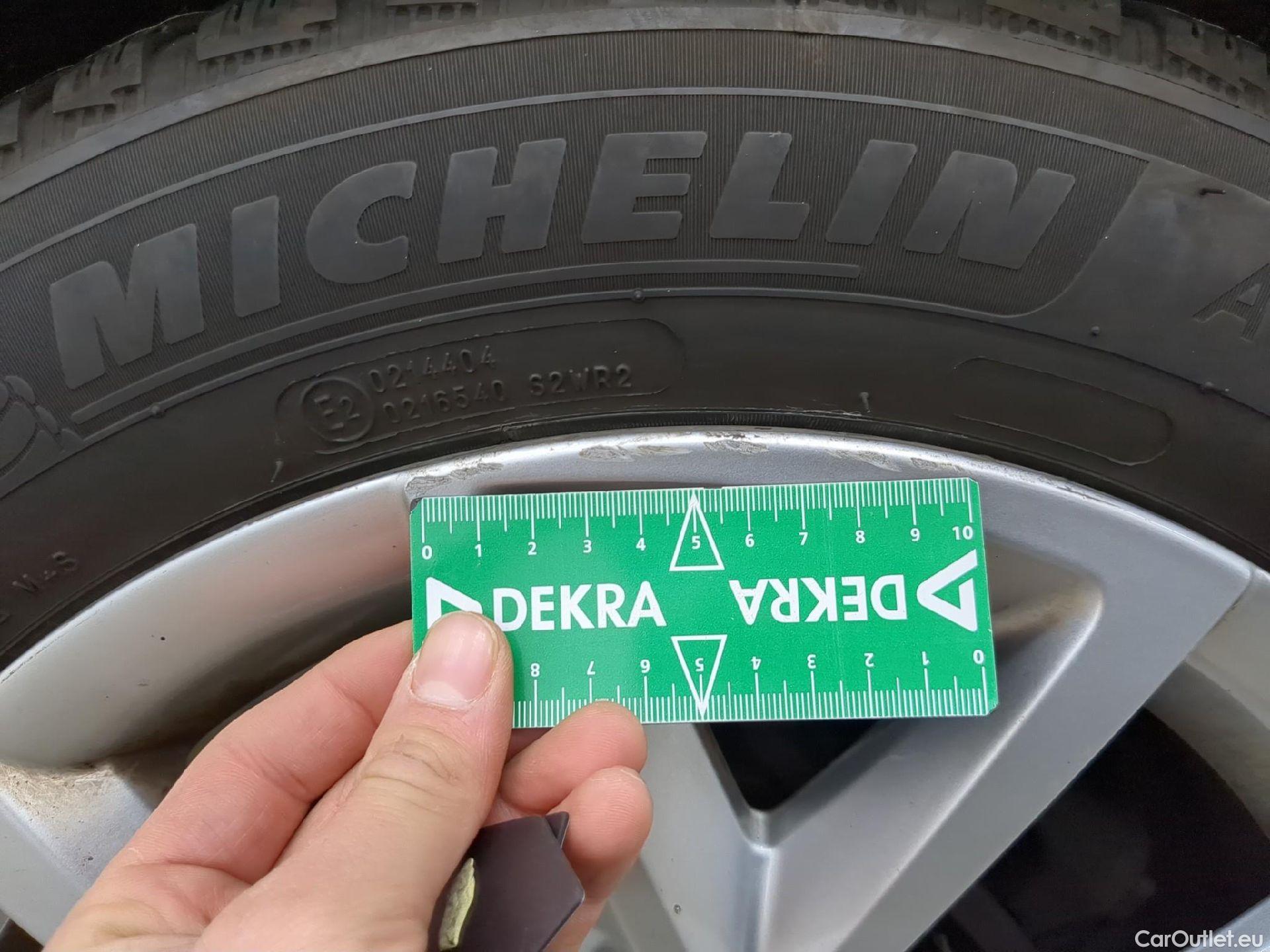  Seat  Leon SEAT  Sportstourer / 2020 / 5P / Break 1.0 eTSI 110 DSG S&S Style Business #30