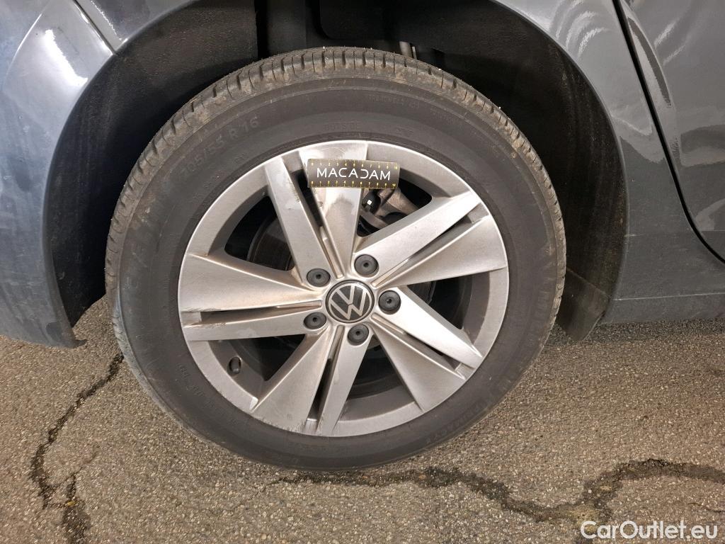  Volkswagen  Golf  VIII Berline Life Plus 2.0 TDI 115CV BVA7 E6d #1