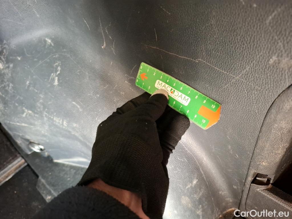  Toyota  RAV4 TOYOTA  Hybride / 2018 / 5P / SUV Hybride AWD Dynamic Business Beyond Zero #12