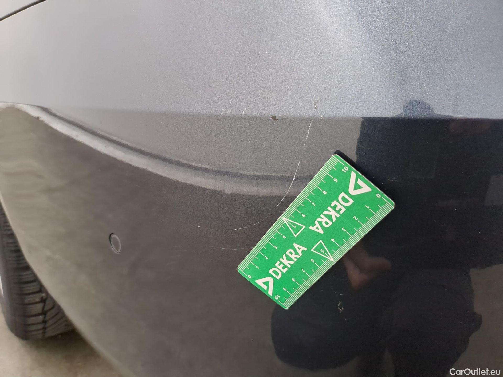  Seat  Leon SEAT  Sportstourer / 2020 / 5P / Break 1.0 eTSI 110 DSG S&S Style Business #46