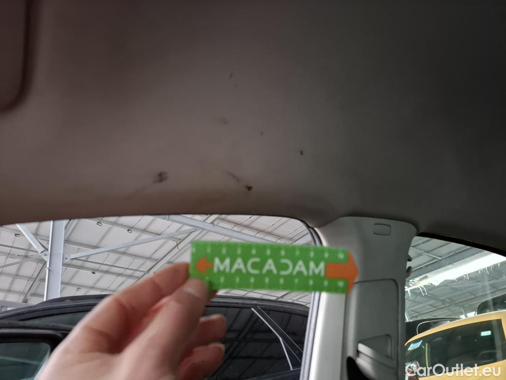  Volkswagen  Polo VOLKSWAGEN  / 2017 / 5P / Berline 1.0 TSI 95 #8