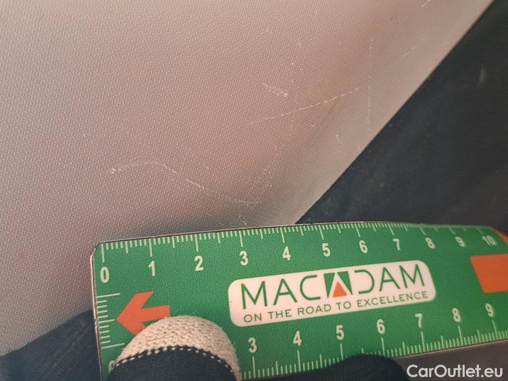  Toyota  RAV4 TOYOTA  Hybride / 2018 / 5P / SUV Hybride AWD Dynamic Business Beyond Zero #31